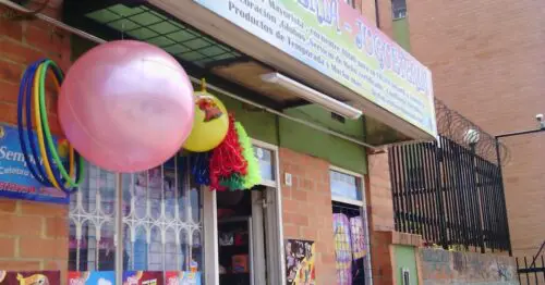 FESTYN FIESTAS PINATERIA FESTYN FIESTAS PINATERIA